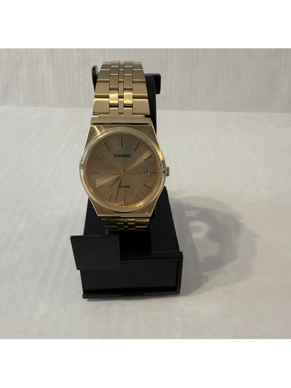 Casio Gold Men's Analog Bracelet Watch